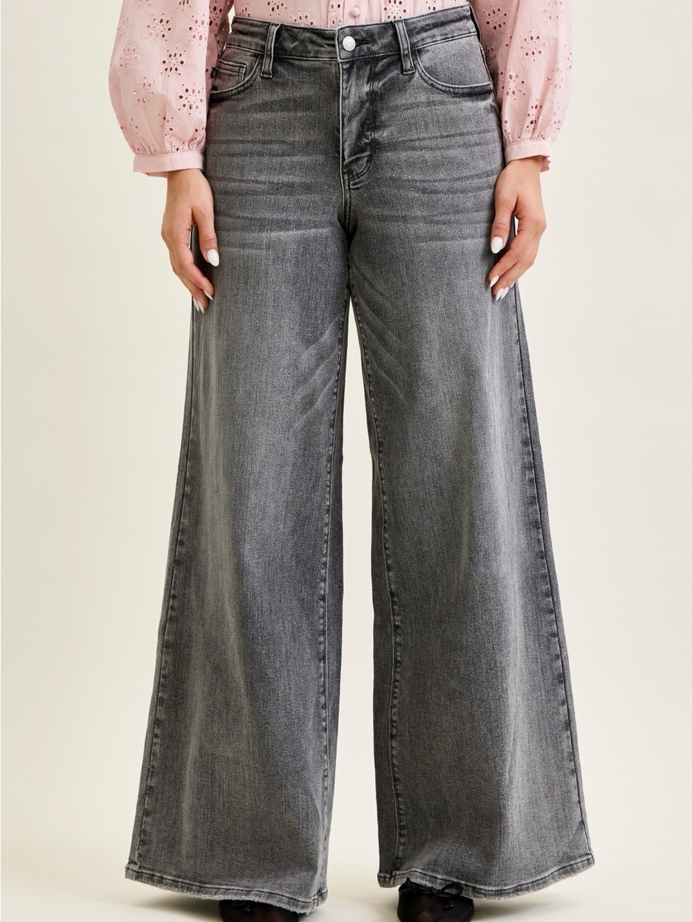 BOUTIQUE Judy Blue Mid Rise Palazzo Split Back Yoke Jeans, in Gray